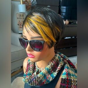 ✨NEW Women's Short Pixie Bob Wig - Black and Gold Highlights